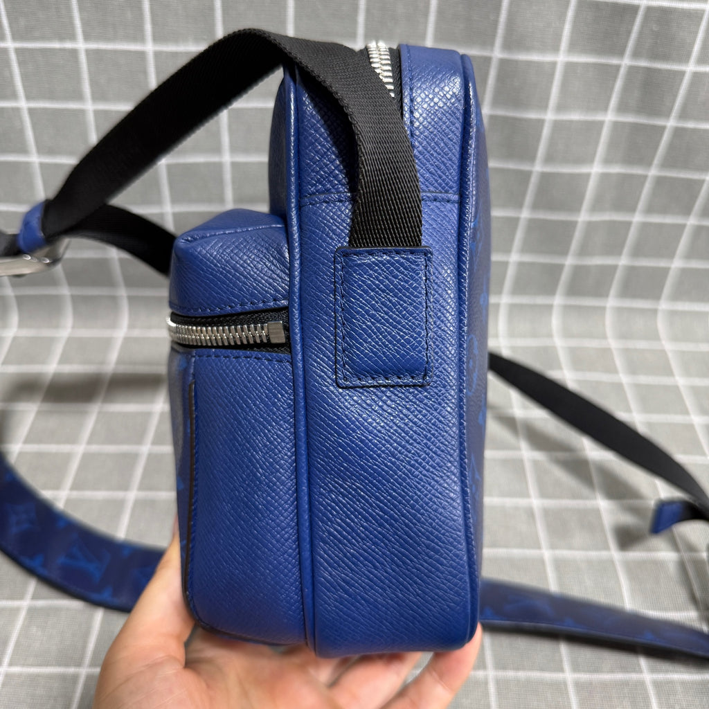 Louis Vuitton Outdoor Leather M30242