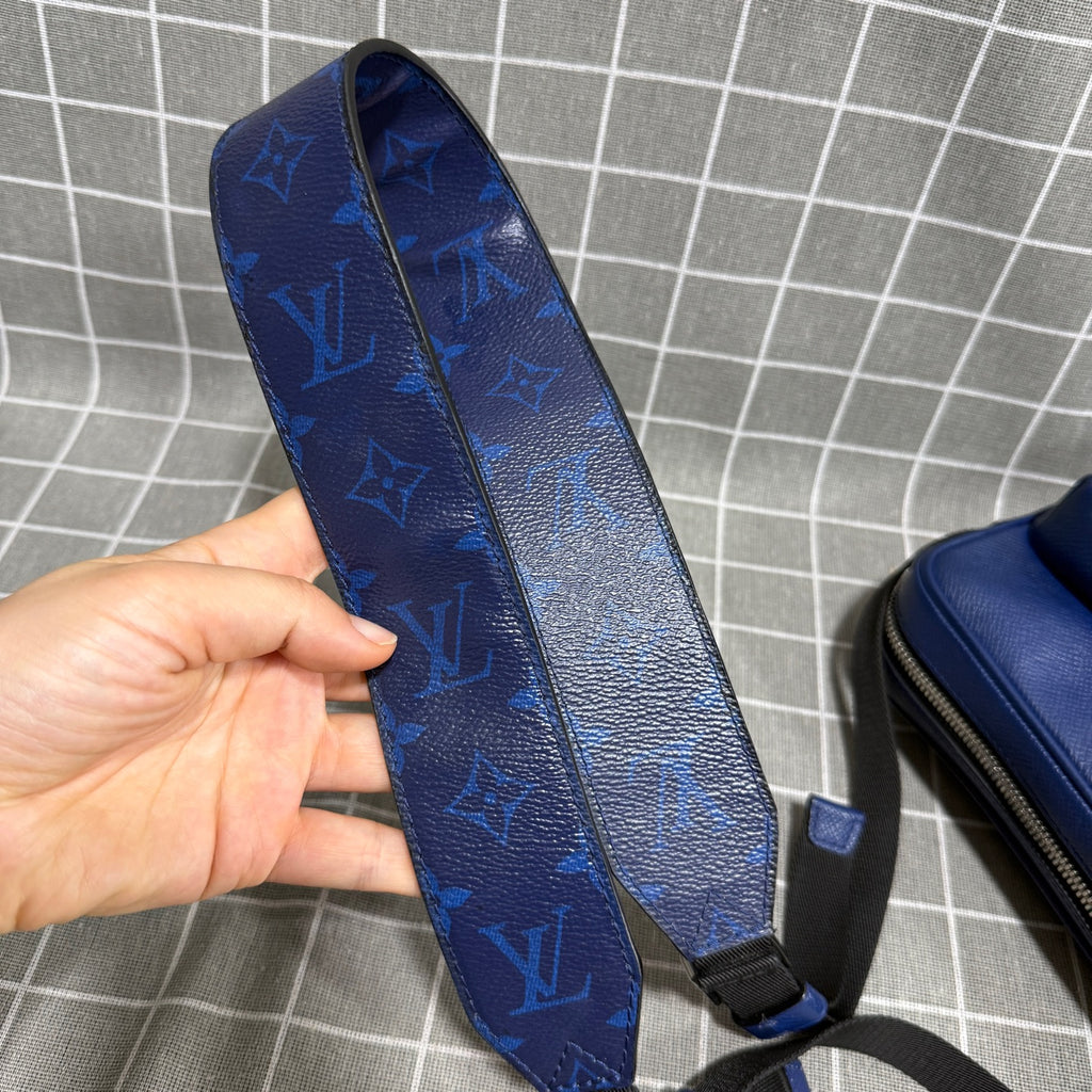 Louis Vuitton Outdoor Leather M30242