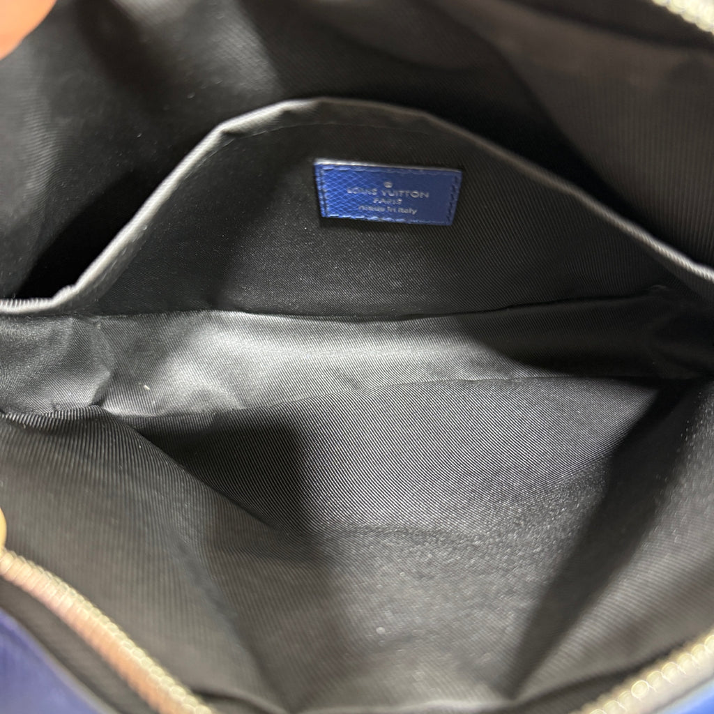 Louis Vuitton Outdoor Leather M30242