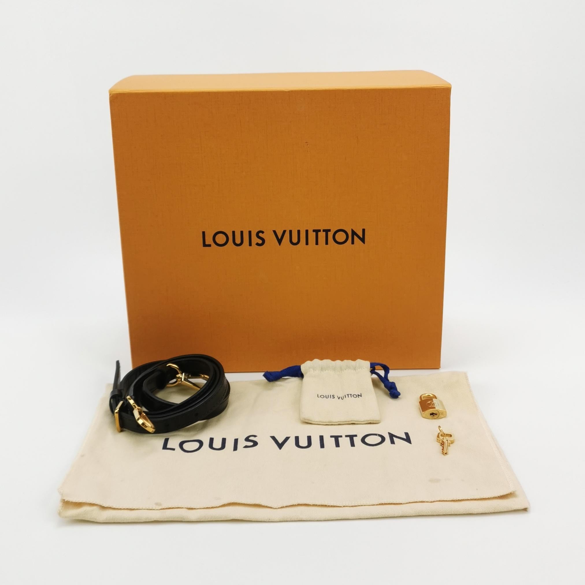 Louis Vuitton Cannes Crossbody M43986