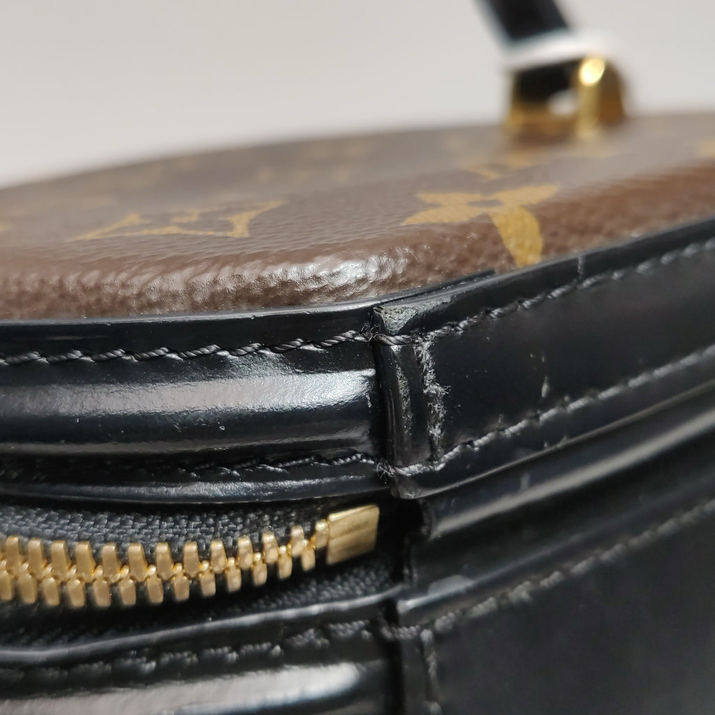 Louis Vuitton Cannes Crossbody M43986