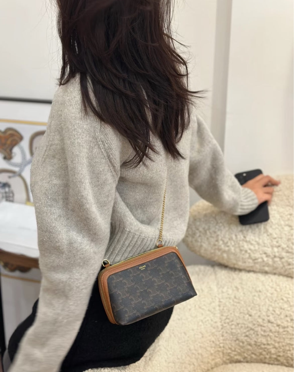Celine Crossbody CONF.10E382CBX.04LU