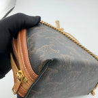 Celine Crossbody CONF.10E382CBX.04LU