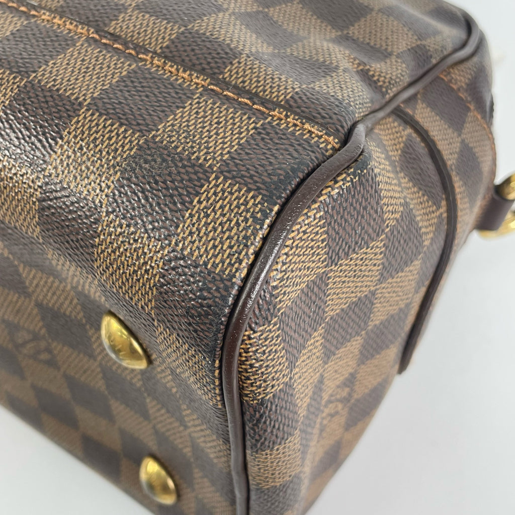 Louis Vuitton Canvas Shoulder Bag