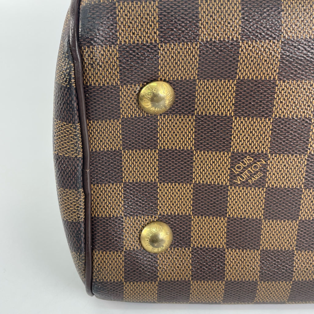 Louis Vuitton Canvas Shoulder Bag
