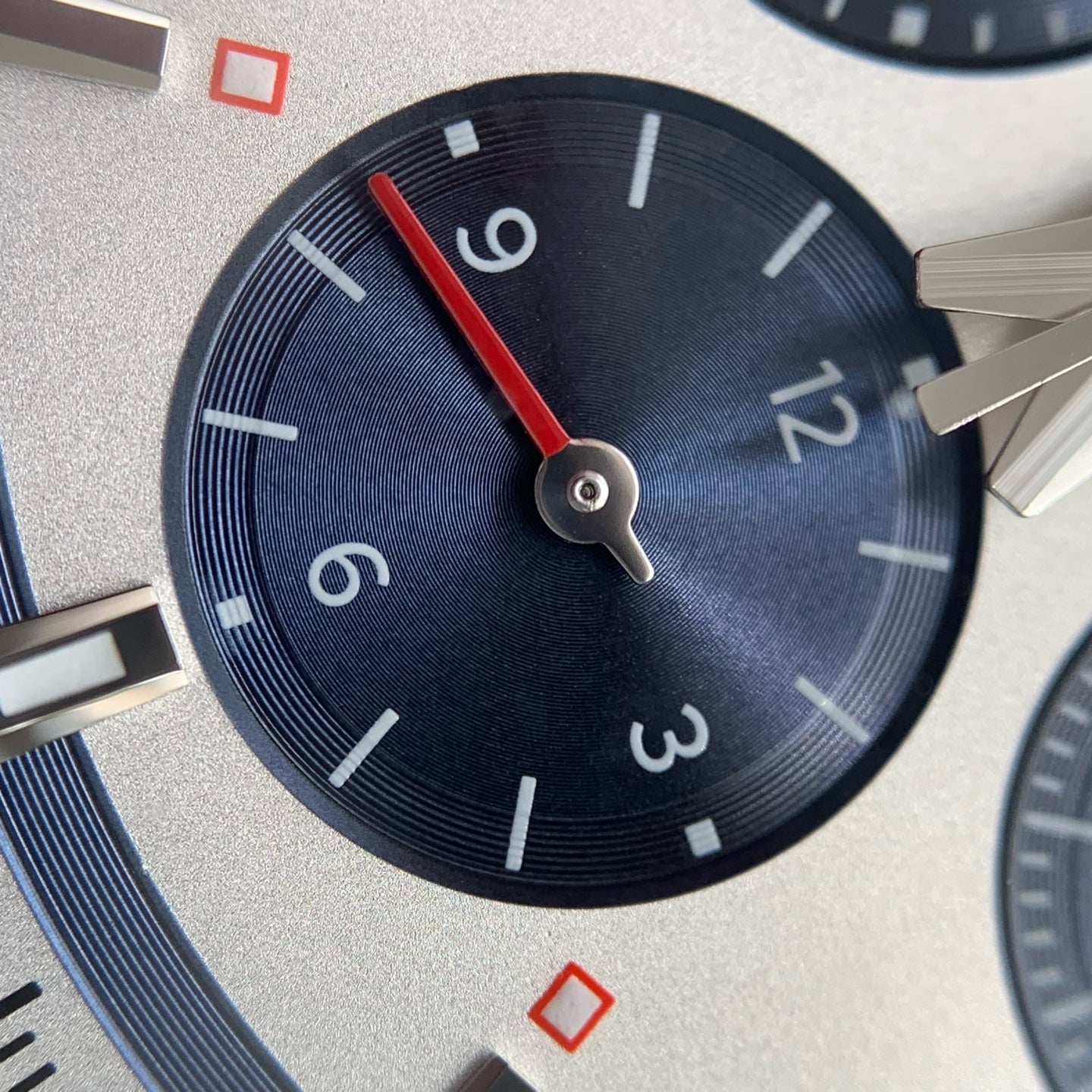 Longines Conquest Series 42.00 L3.835.4.98.6