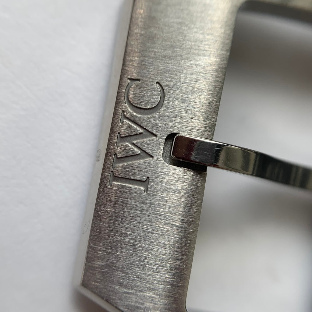 IWC Pilot 40 millimeters IW327009