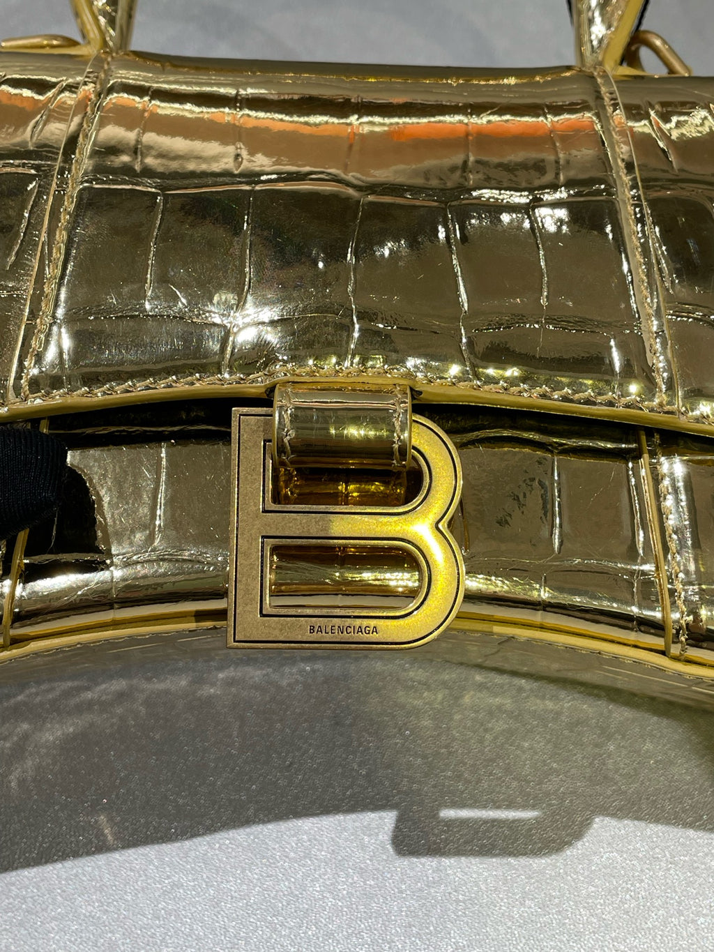 Balenciaga HOURGLASS Gold Crossbody 592833210CU8006