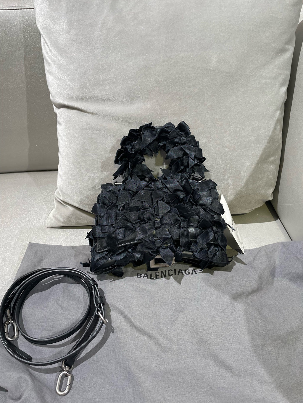 Balenciaga HOURGLASS Black Crossbody 7487492AAGQ1000