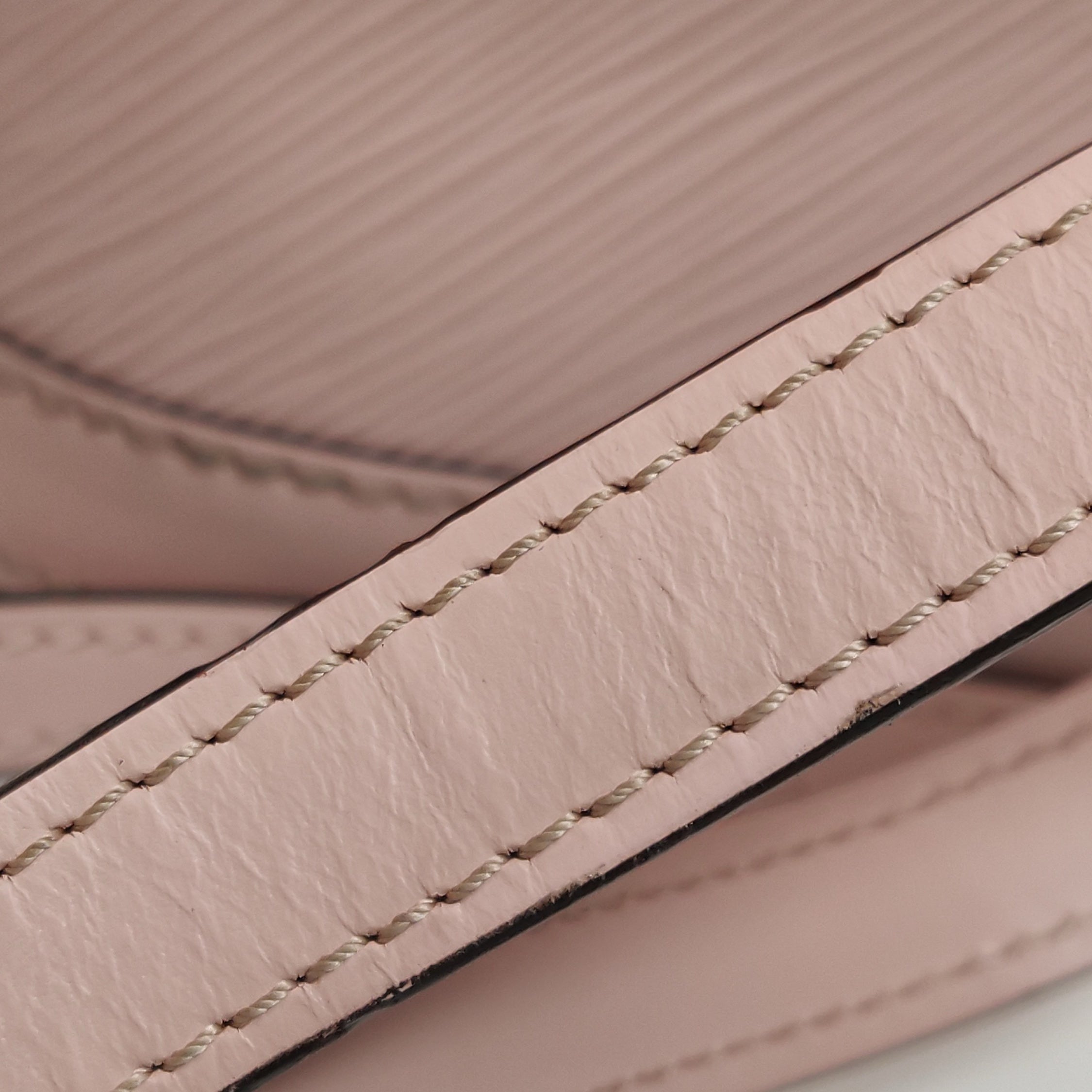 Louis Vuitton Crossbody M51406