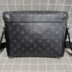 Louis Vuitton Voyager Canvas Messenger Bag M40511