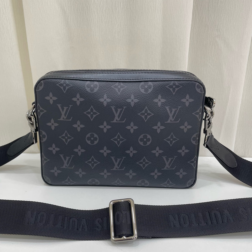 Louis Vuitton Messenger Bag