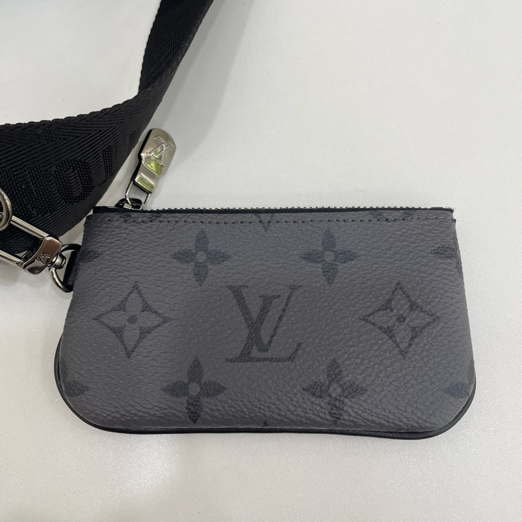 Louis Vuitton Messenger Bag