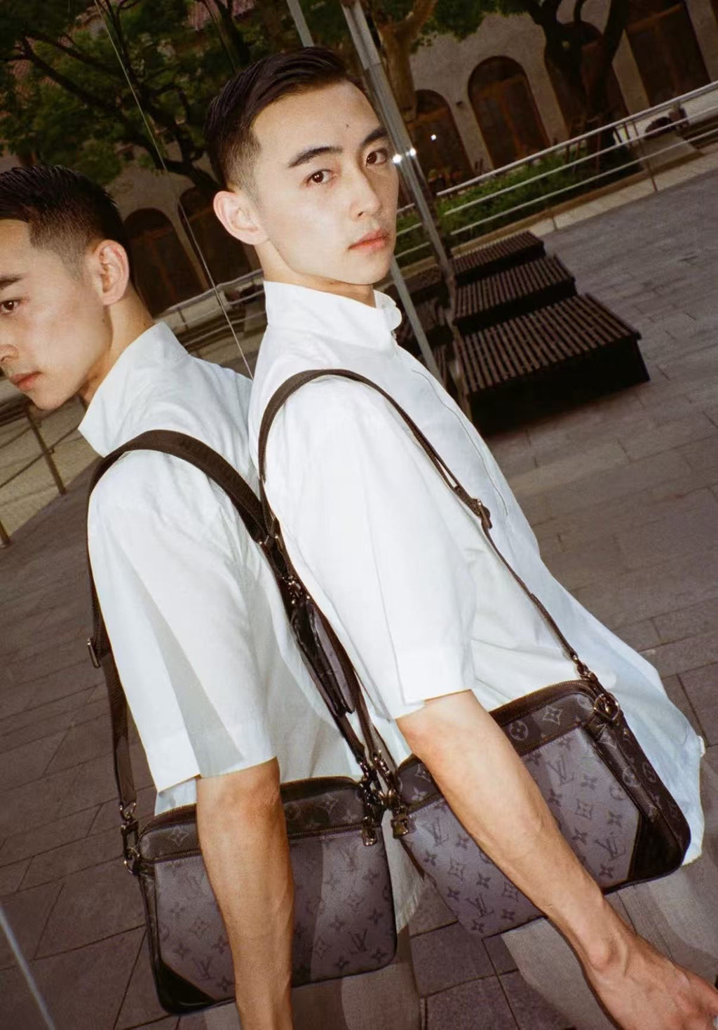 Louis Vuitton Messenger Bag
