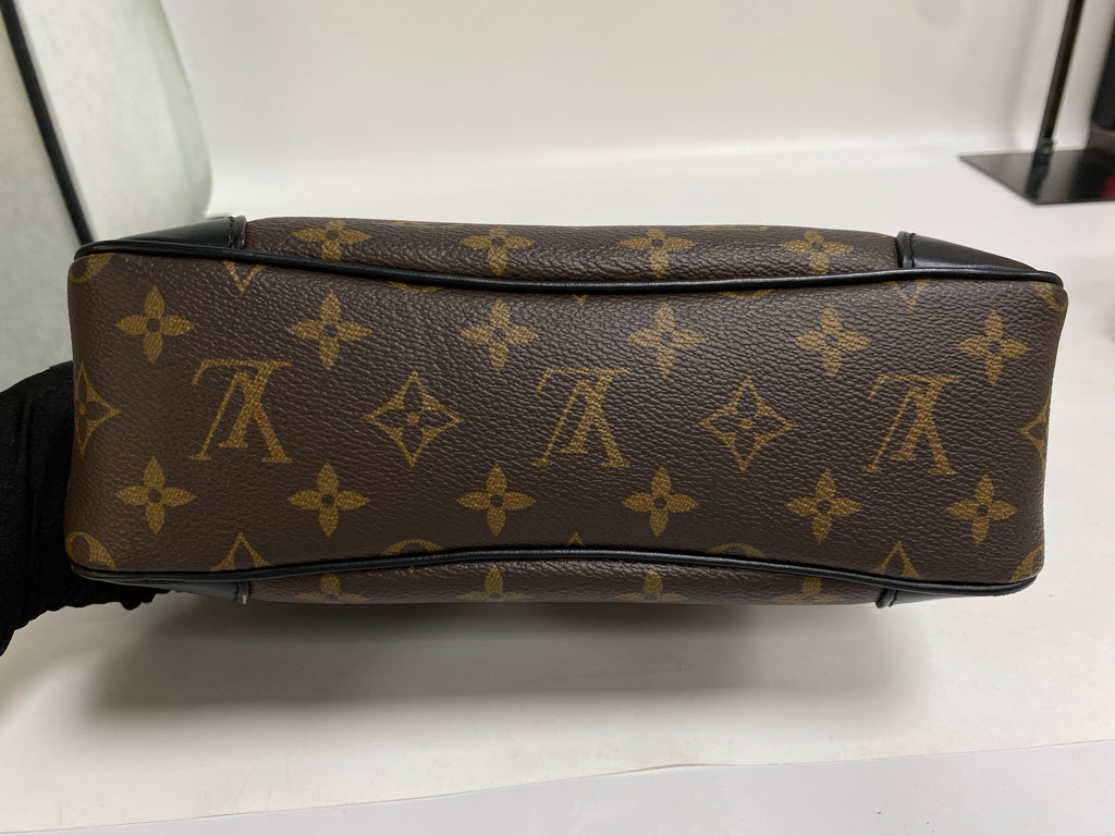 Louis Vuitton Odeon Canvas Black Shoulder Bag