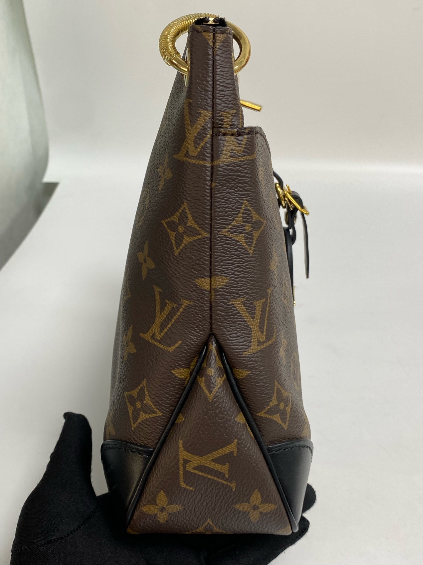 Louis Vuitton Odeon Canvas Black Shoulder Bag