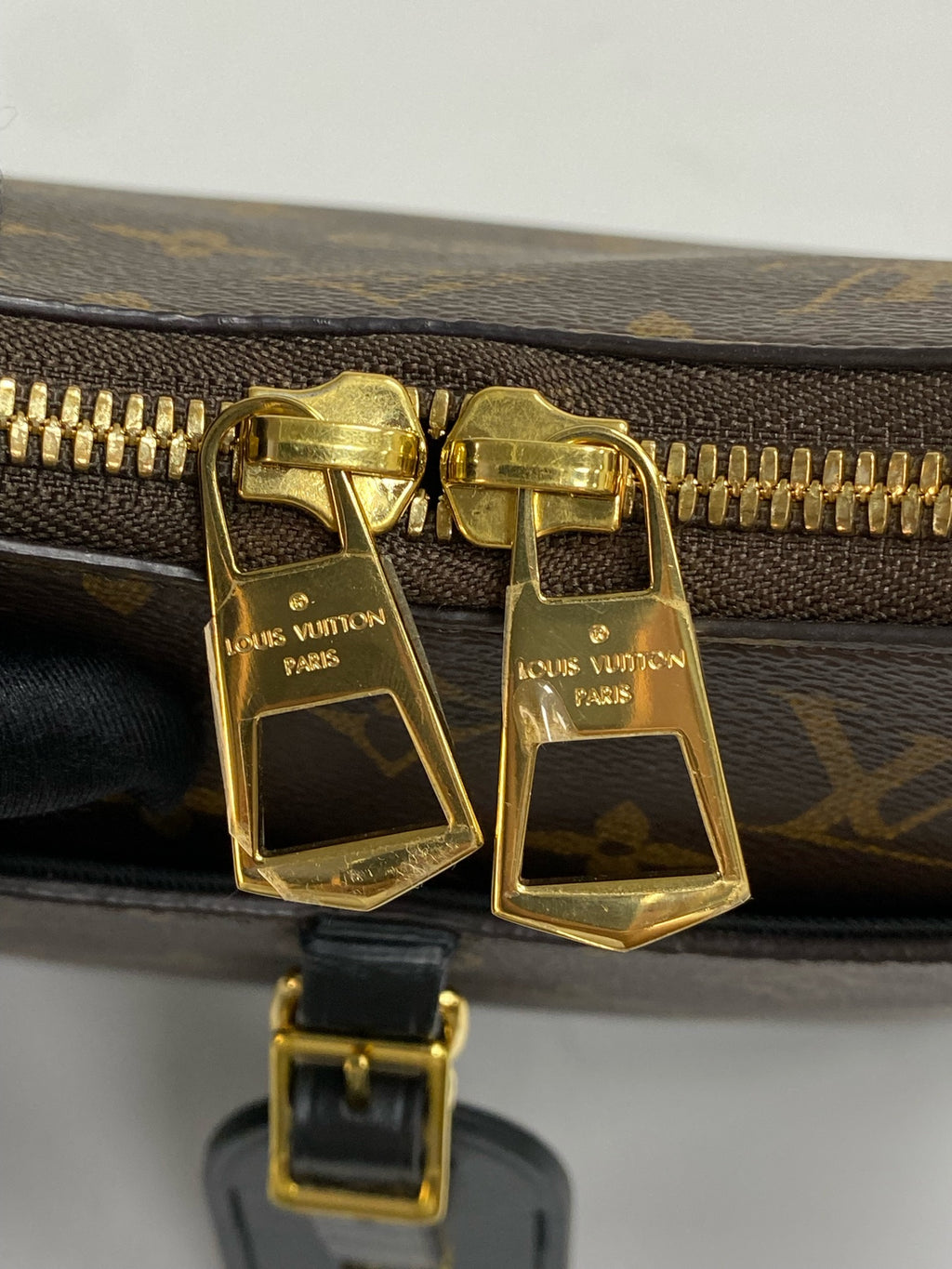 Louis Vuitton Odeon Canvas Black Shoulder Bag