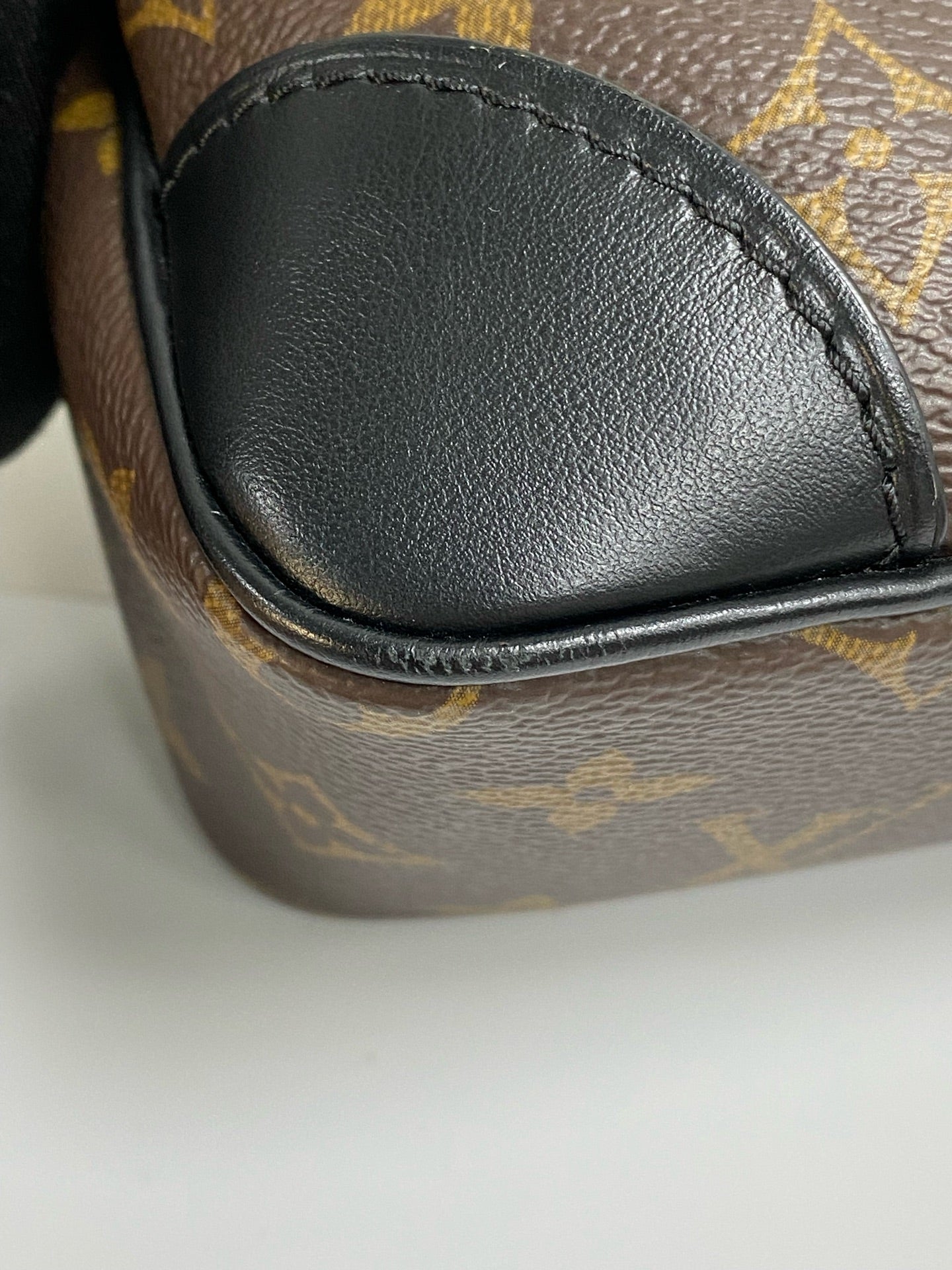 Louis Vuitton Odeon Canvas Black Shoulder Bag