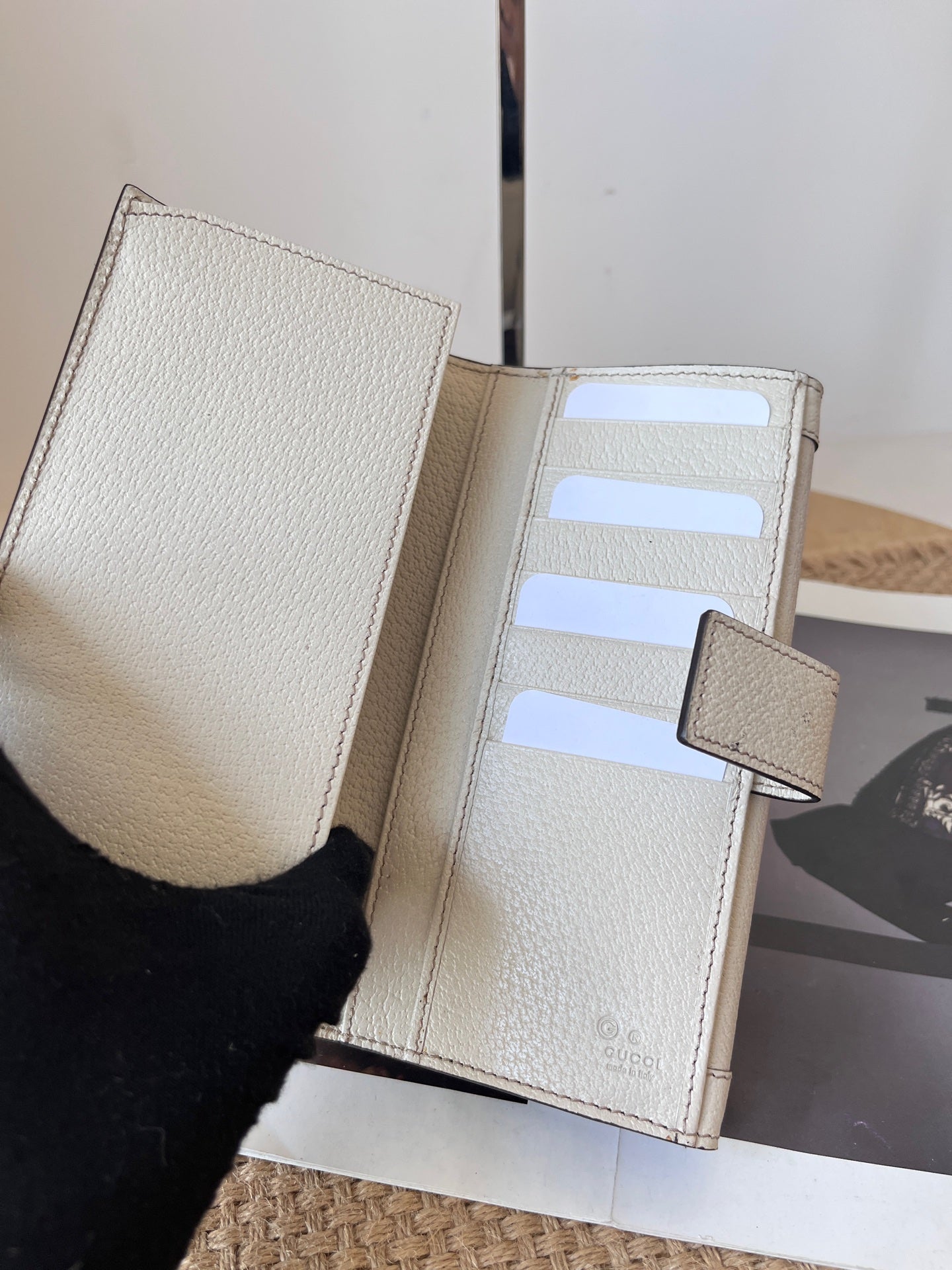 Gucci White