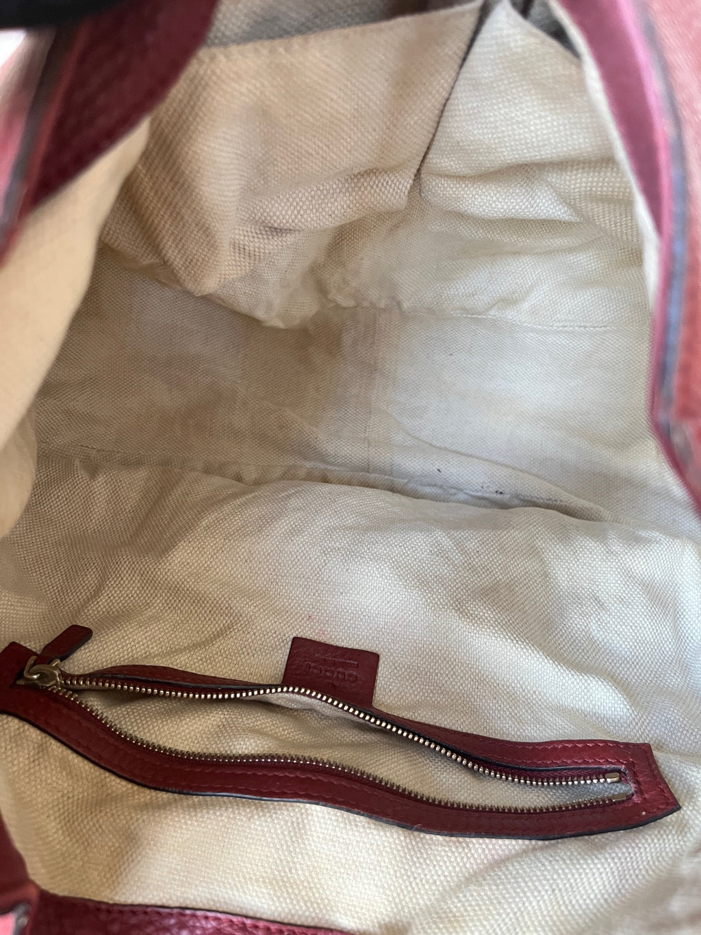 Gucci Leather Red Shoulder Bag