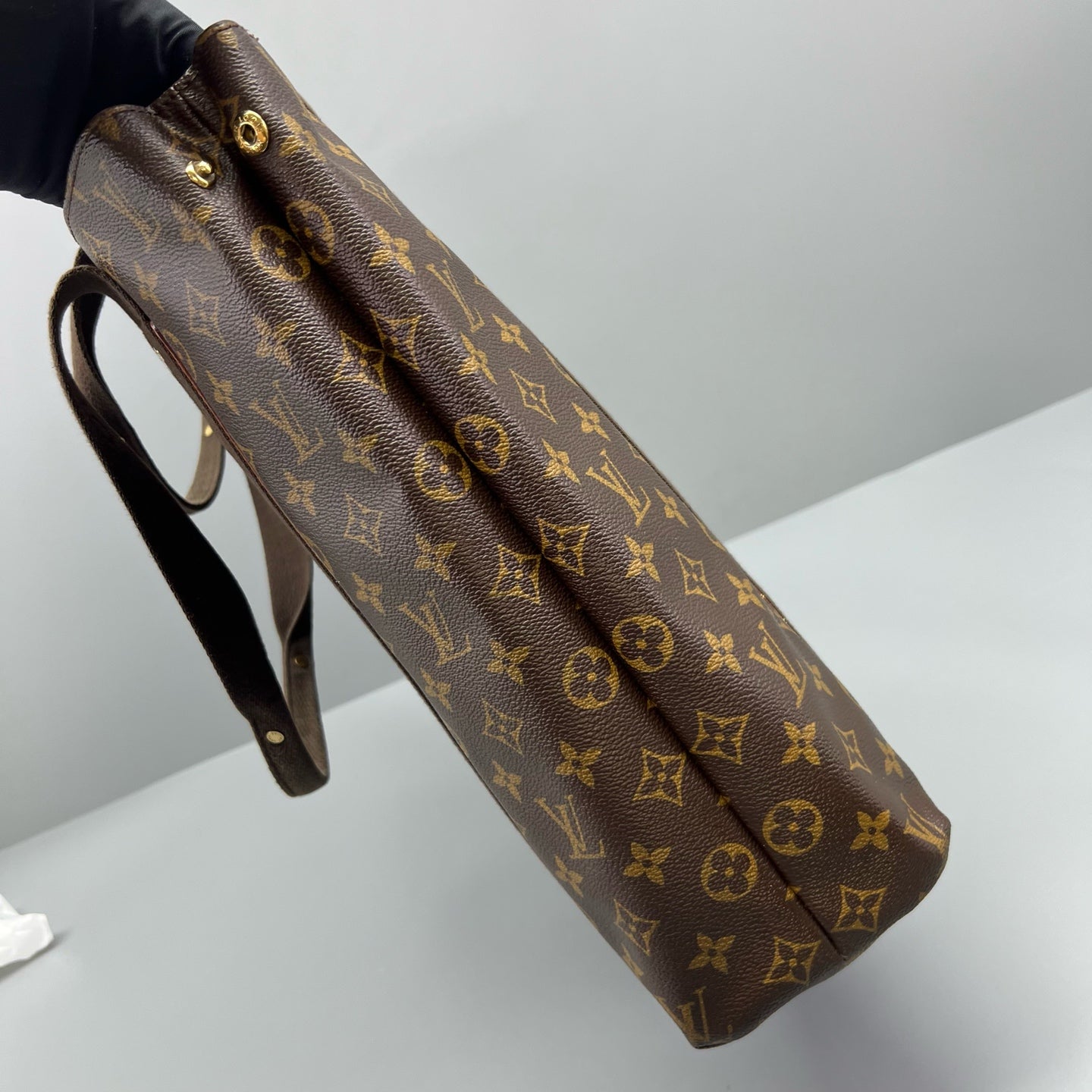 Louis Vuitton Shoulder Bag