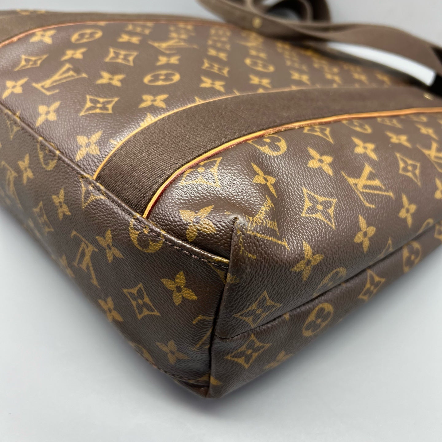 Louis Vuitton Shoulder Bag