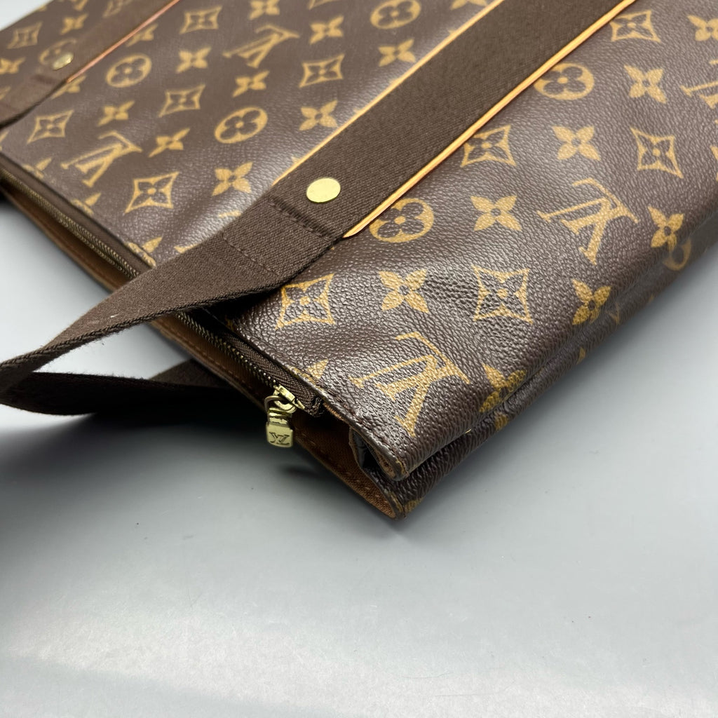 Louis Vuitton Shoulder Bag