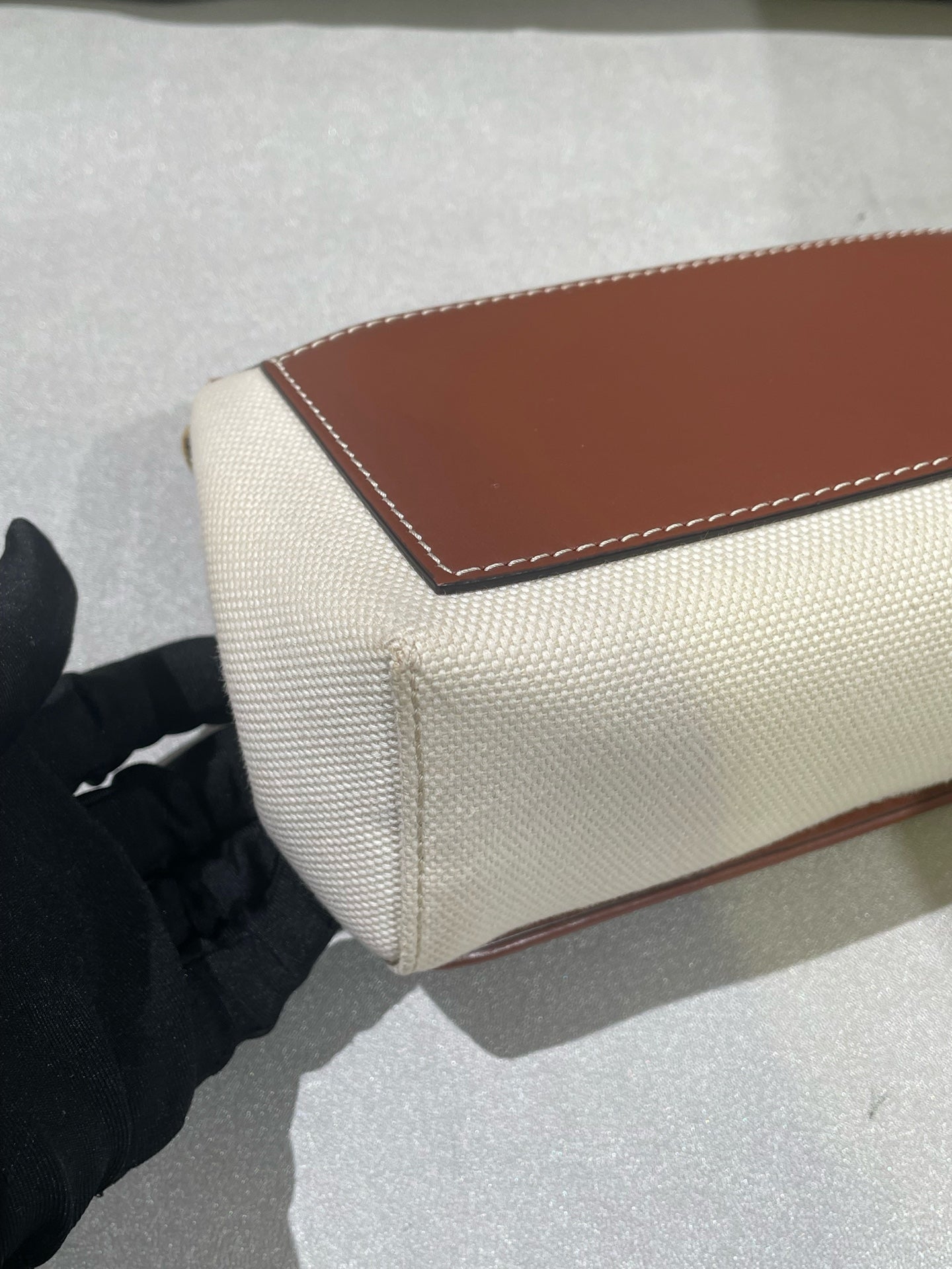 Burberry Canvas Beige Crossbody 80518441