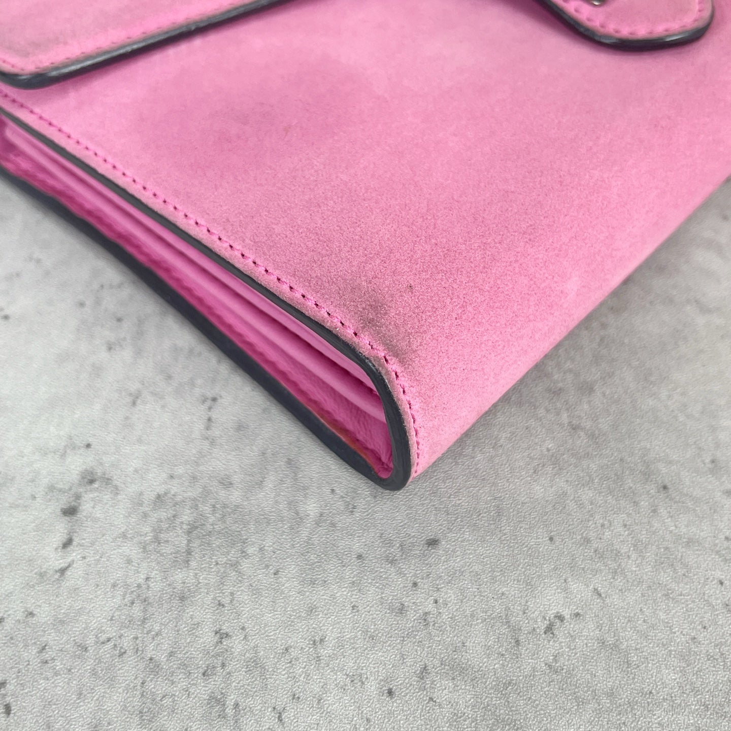 Gucci Alcantara Pink