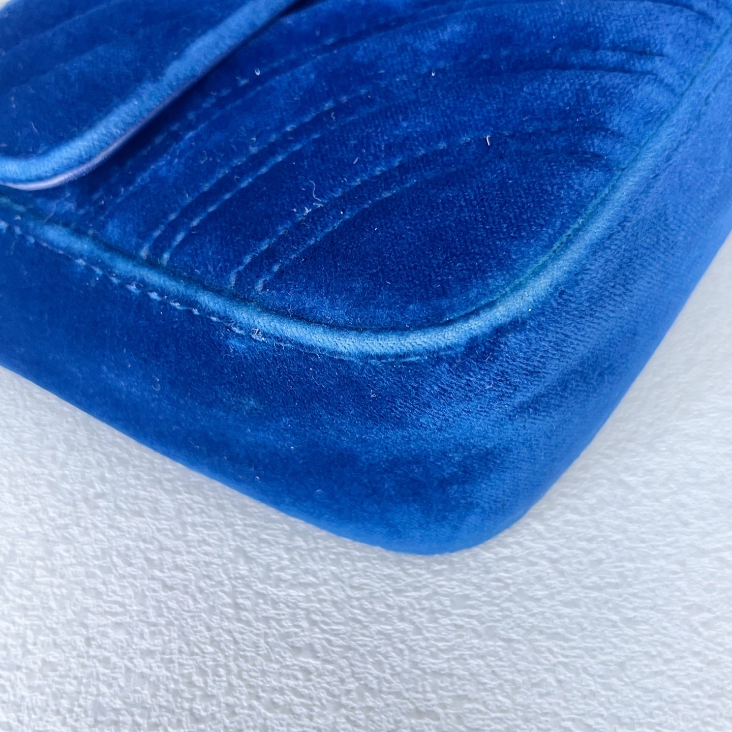 Gucci Velvet Blue 443497-K4D2T-4511