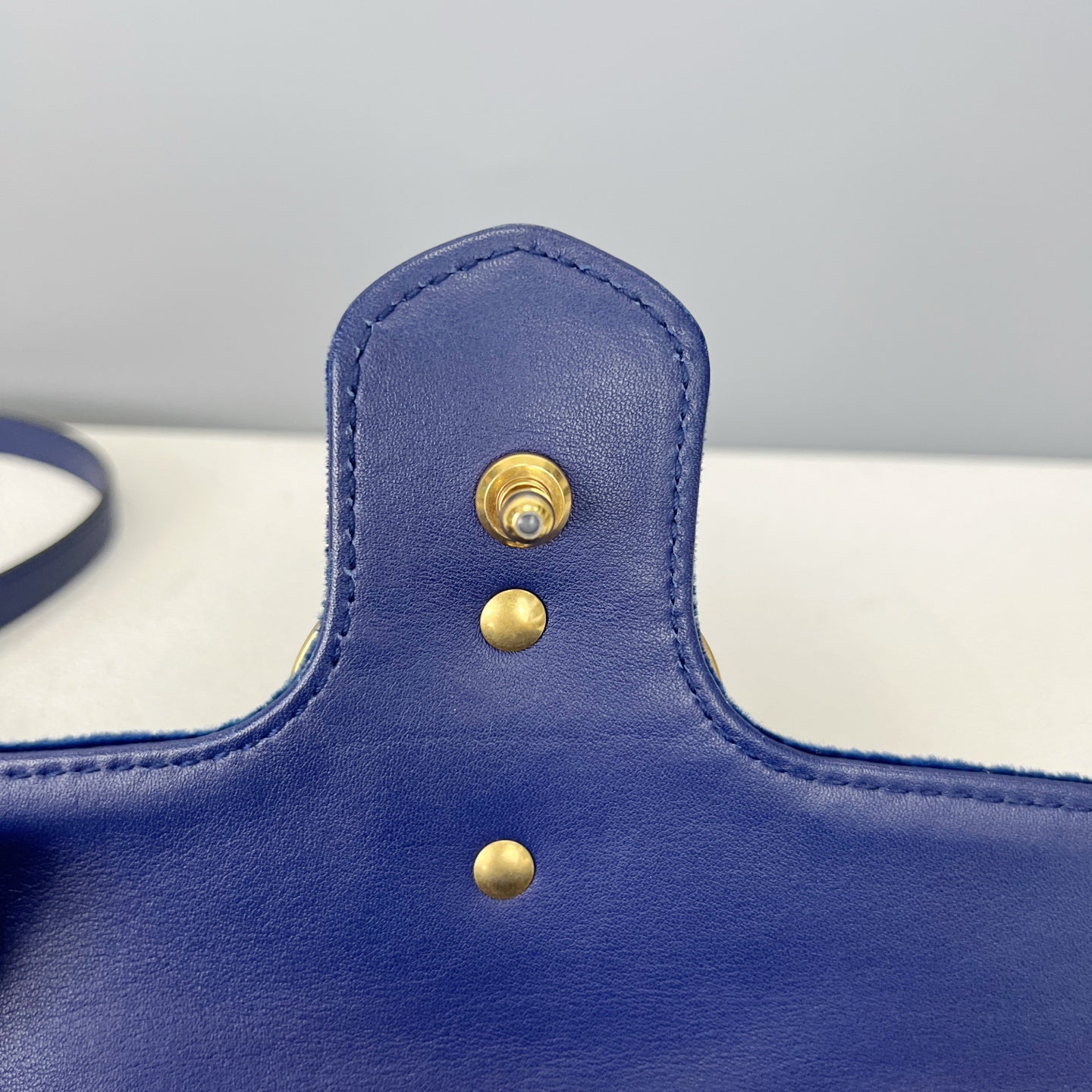 Gucci Velvet Blue 443497-K4D2T-4511
