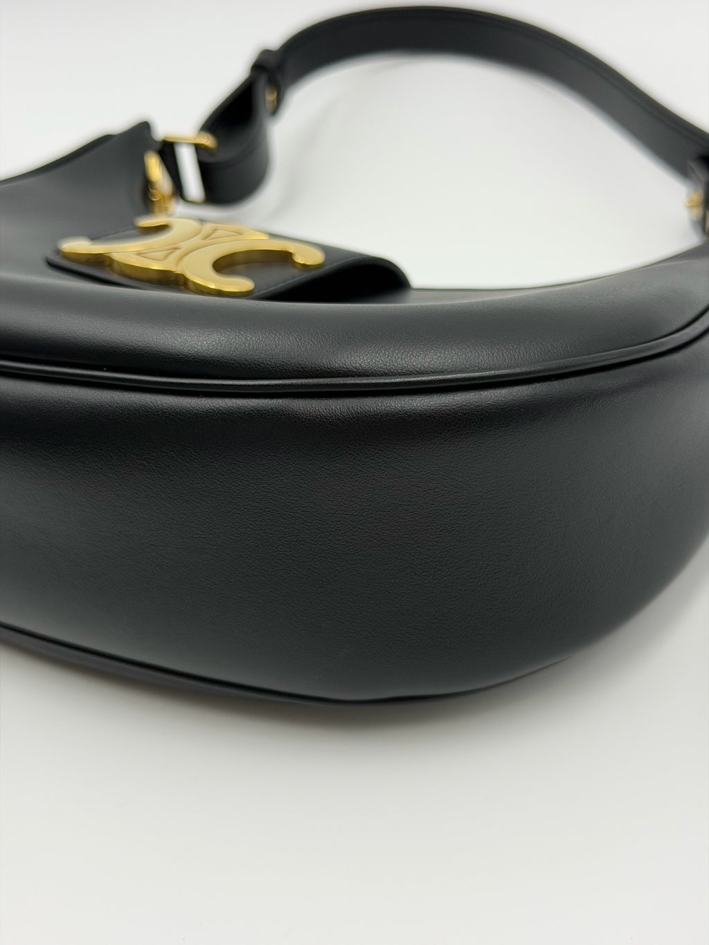 Celine AVA TRIOMPHE smooth cowhide leather handbag Black 114493DGQ.38NO