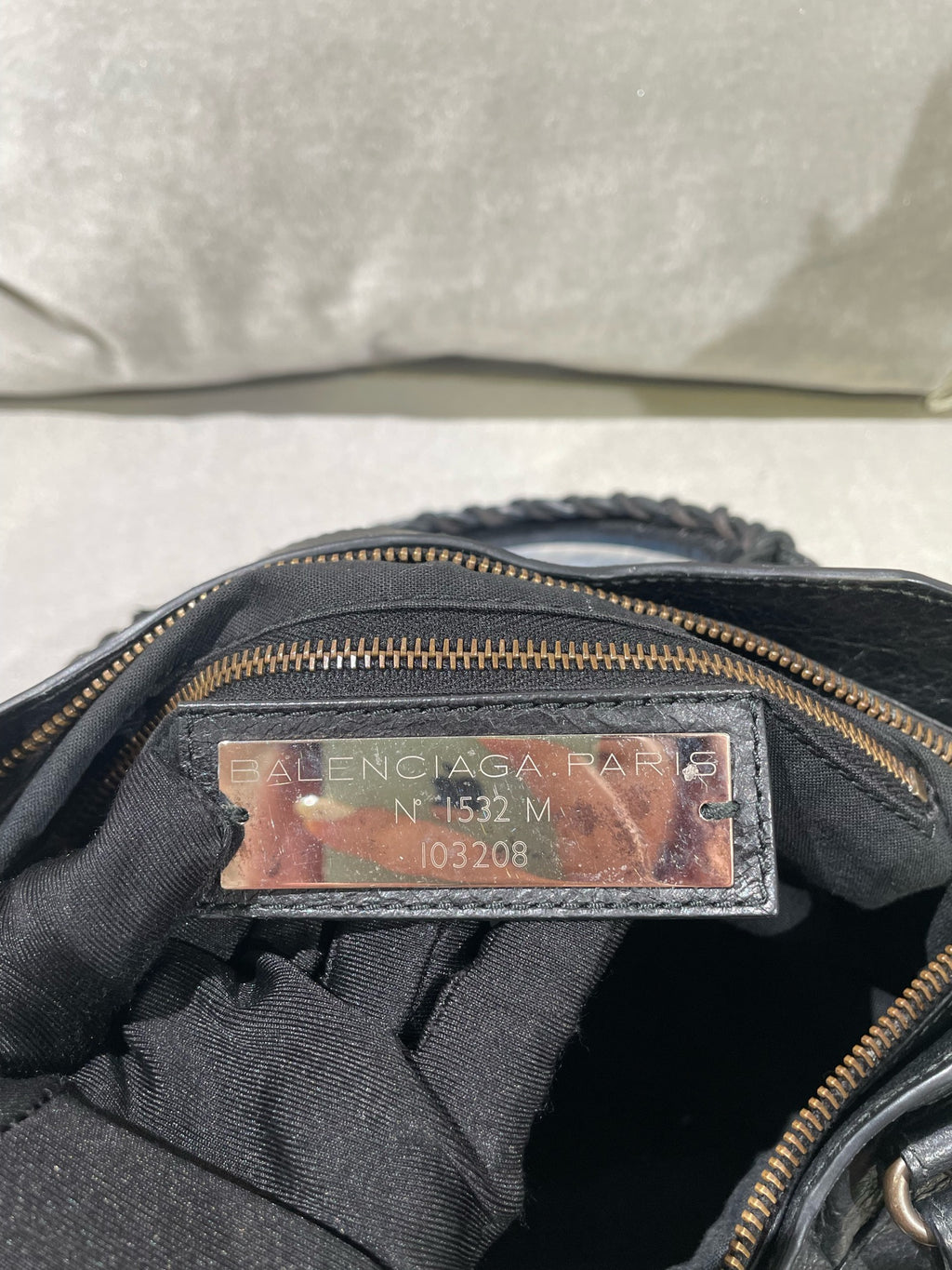 Balenciaga Black 285433-D94JG-1000