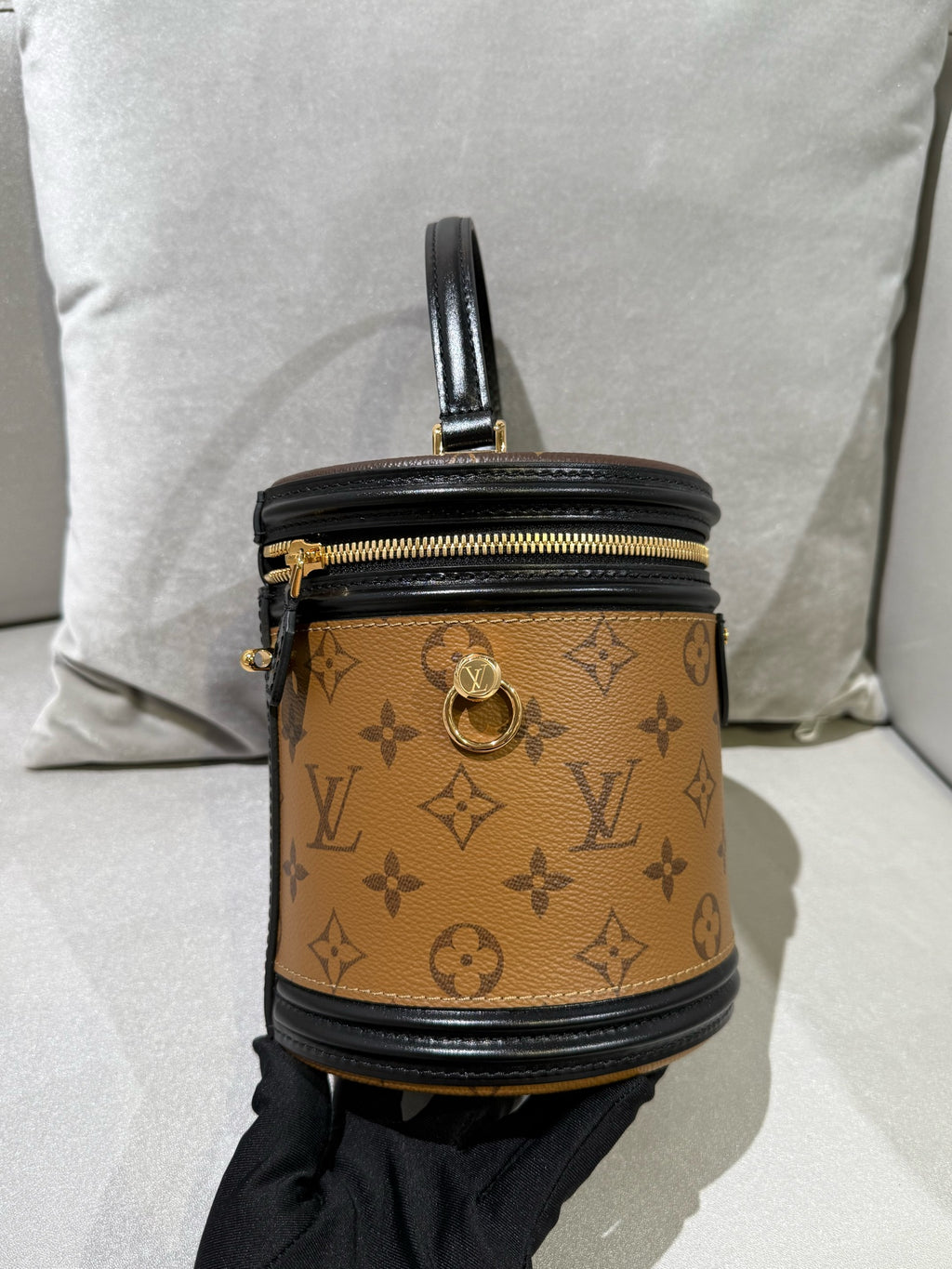 Louis Vuitton Cannes Crossbody M43986