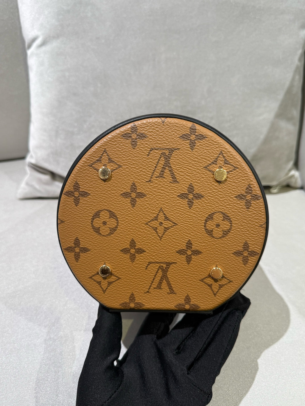 Louis Vuitton Cannes Crossbody M43986