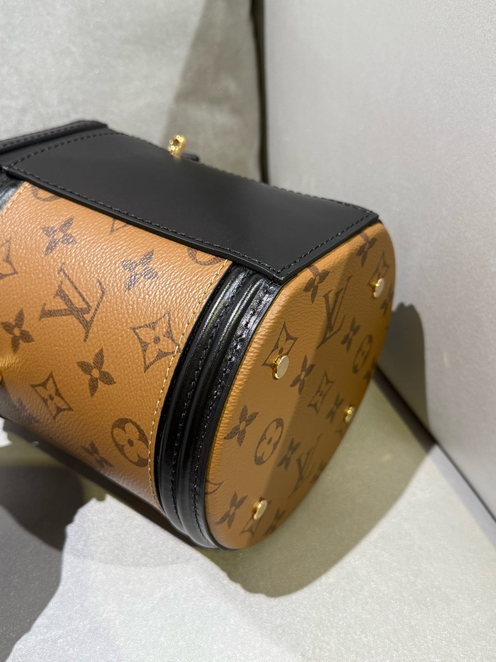 Louis Vuitton Cannes Crossbody M43986
