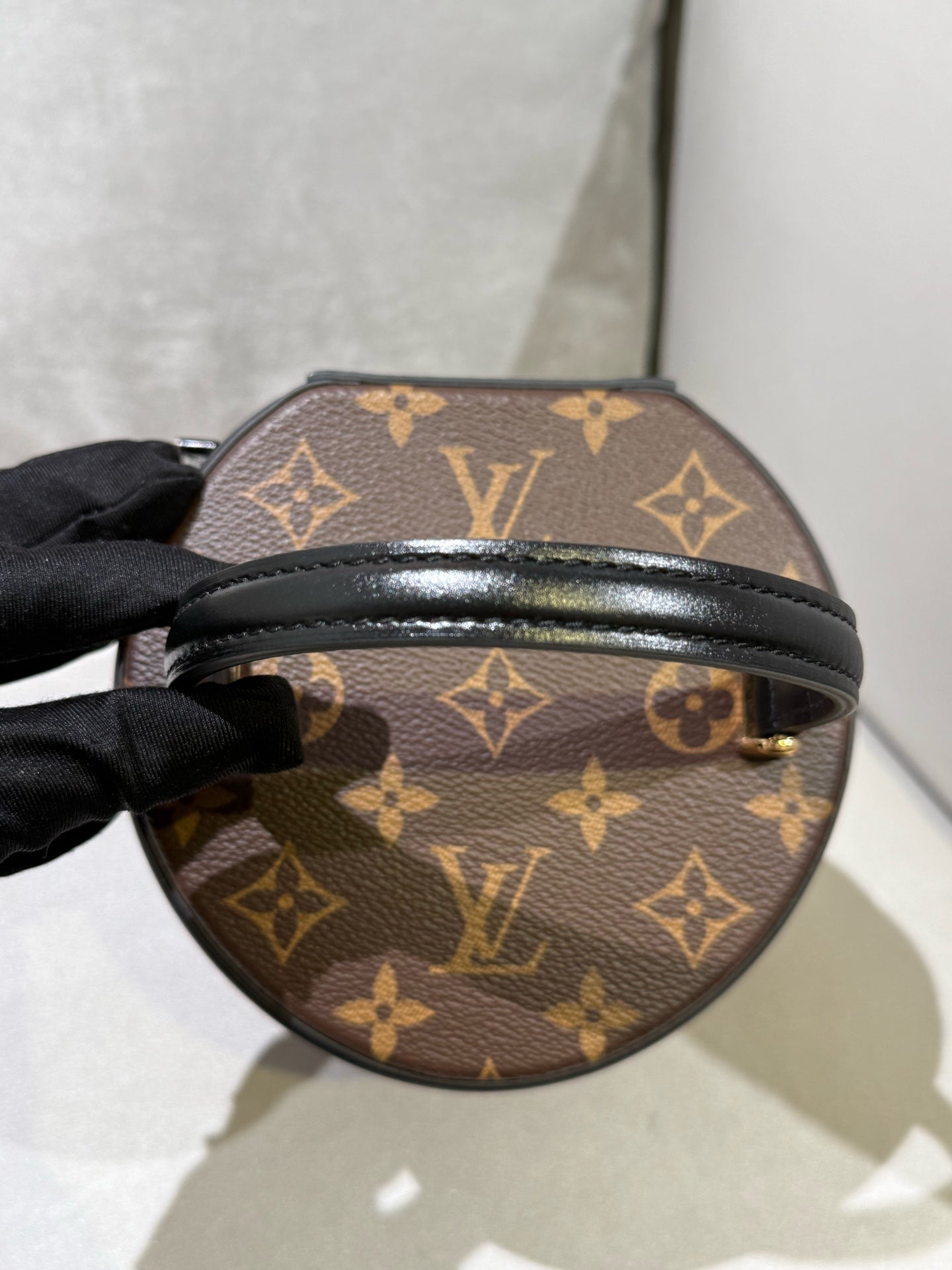 Louis Vuitton Cannes Crossbody M43986
