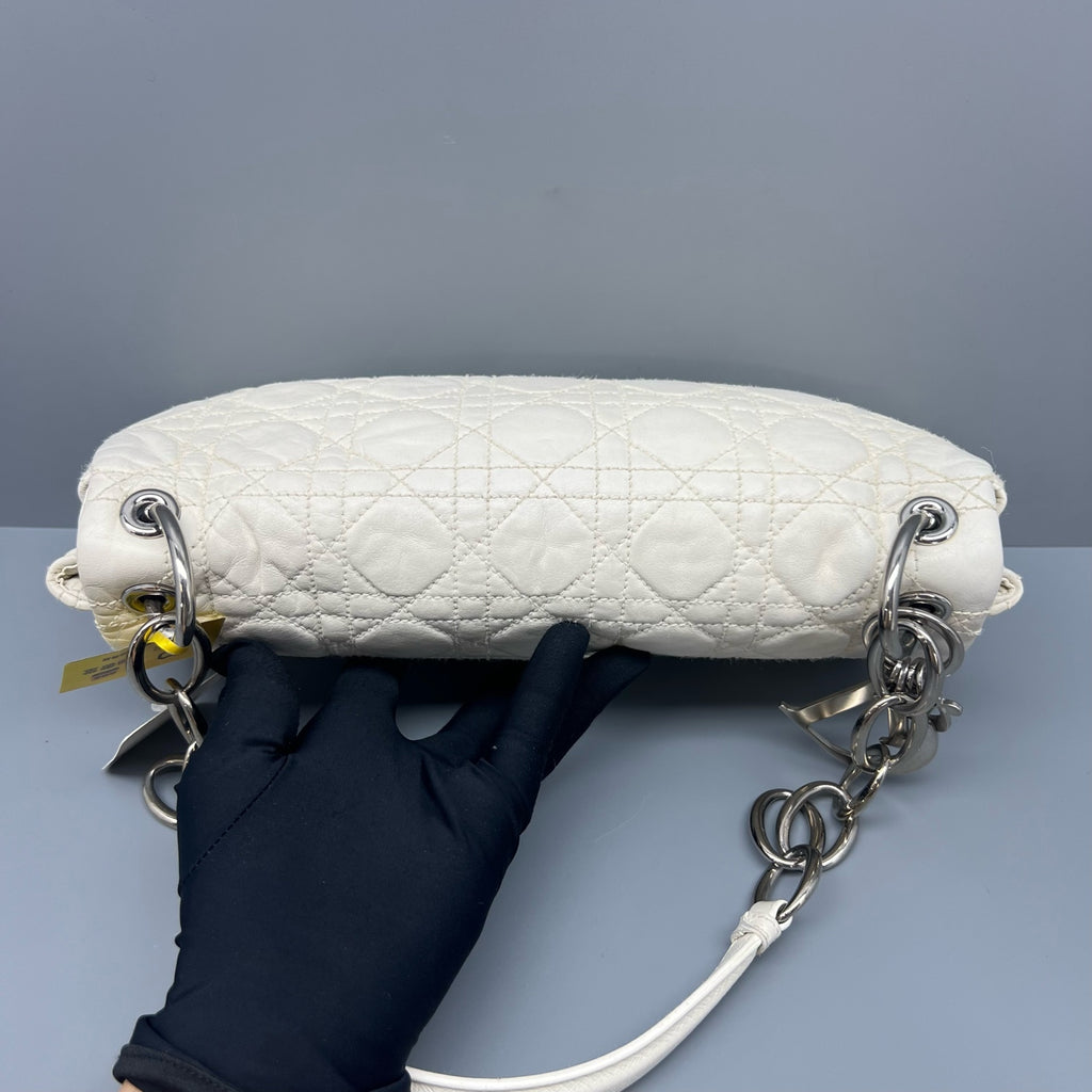 Dior White