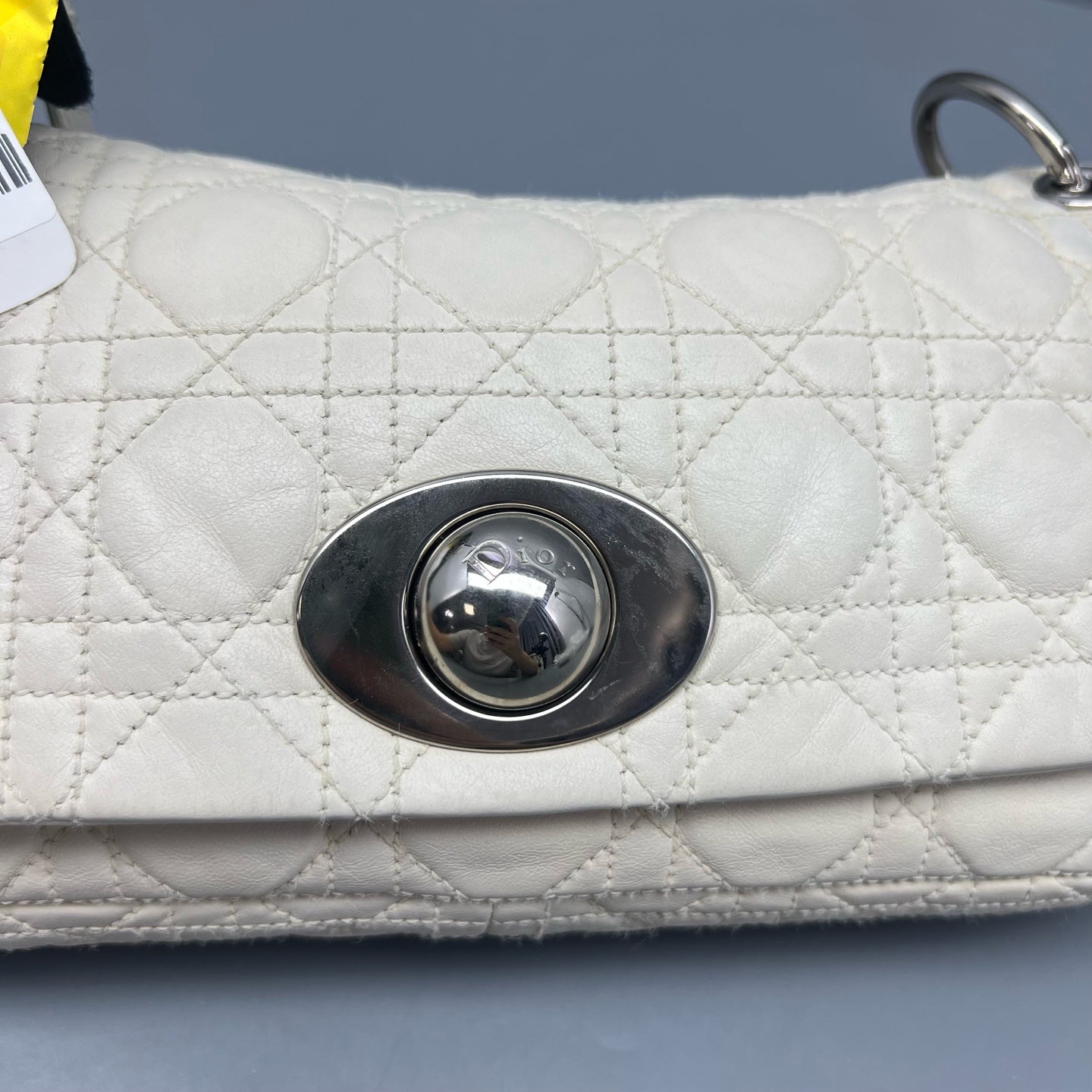Dior White