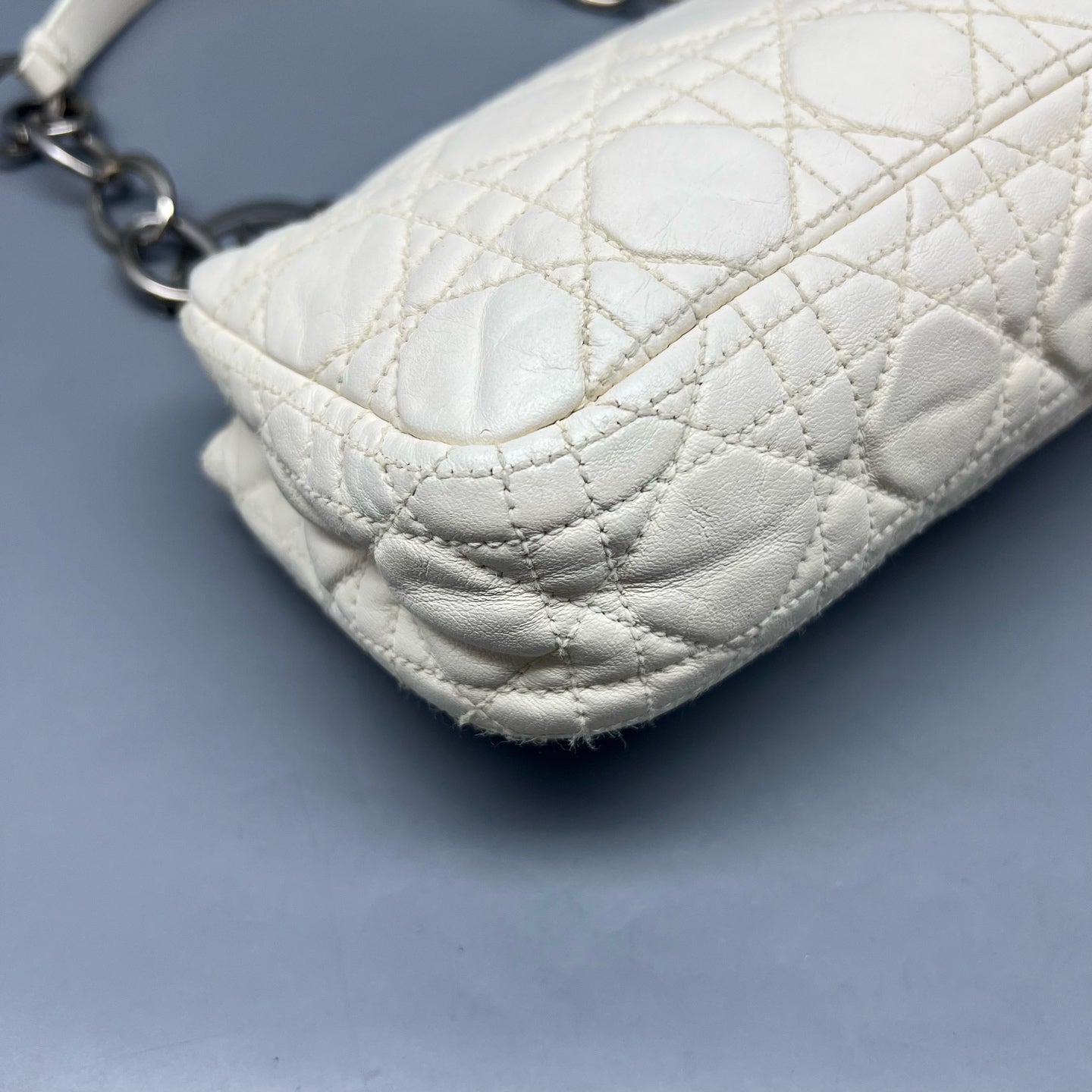 Dior White