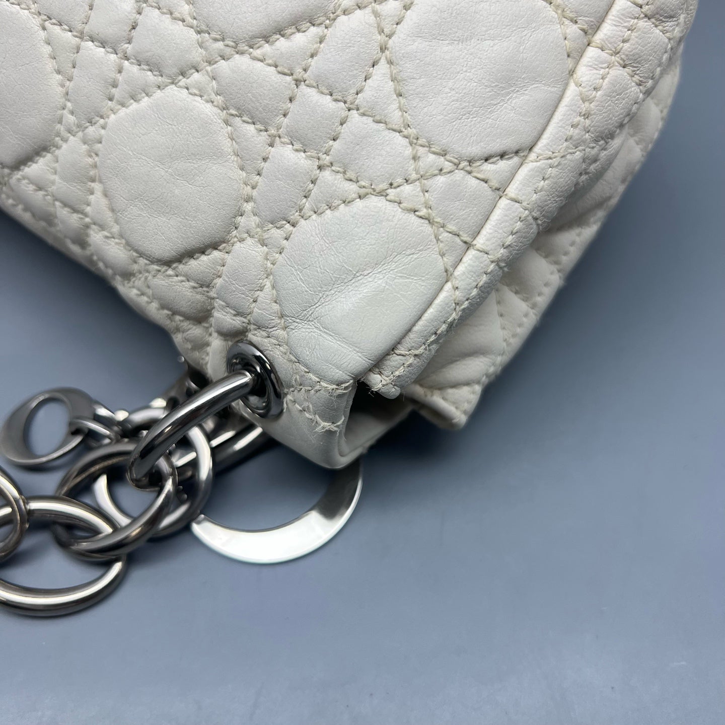 Dior White