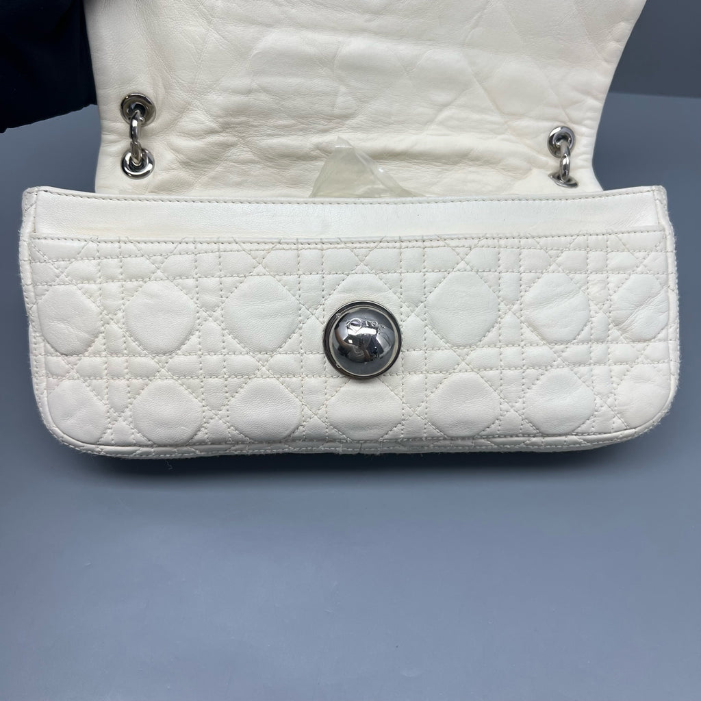 Dior White