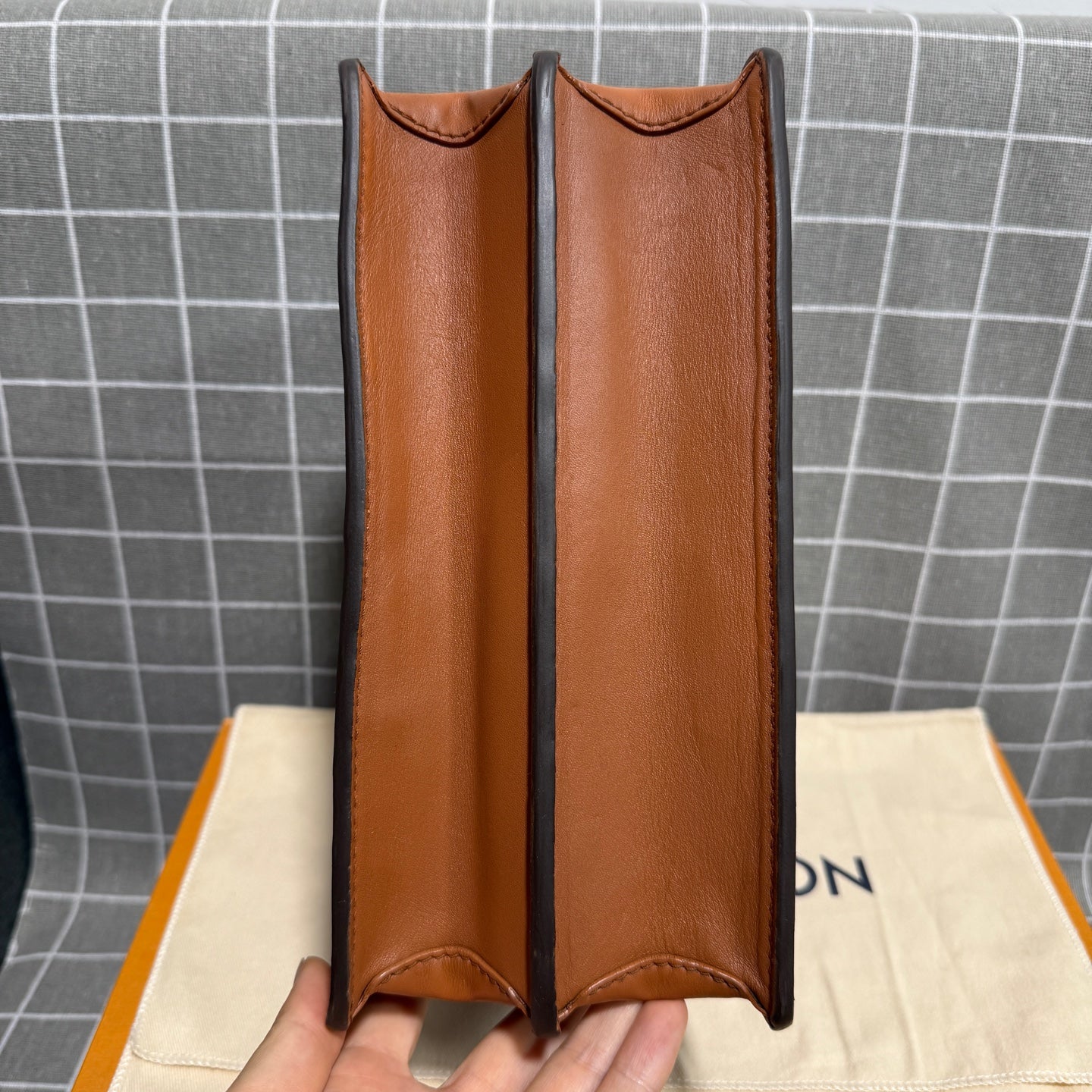 Louis Vuitton M44391