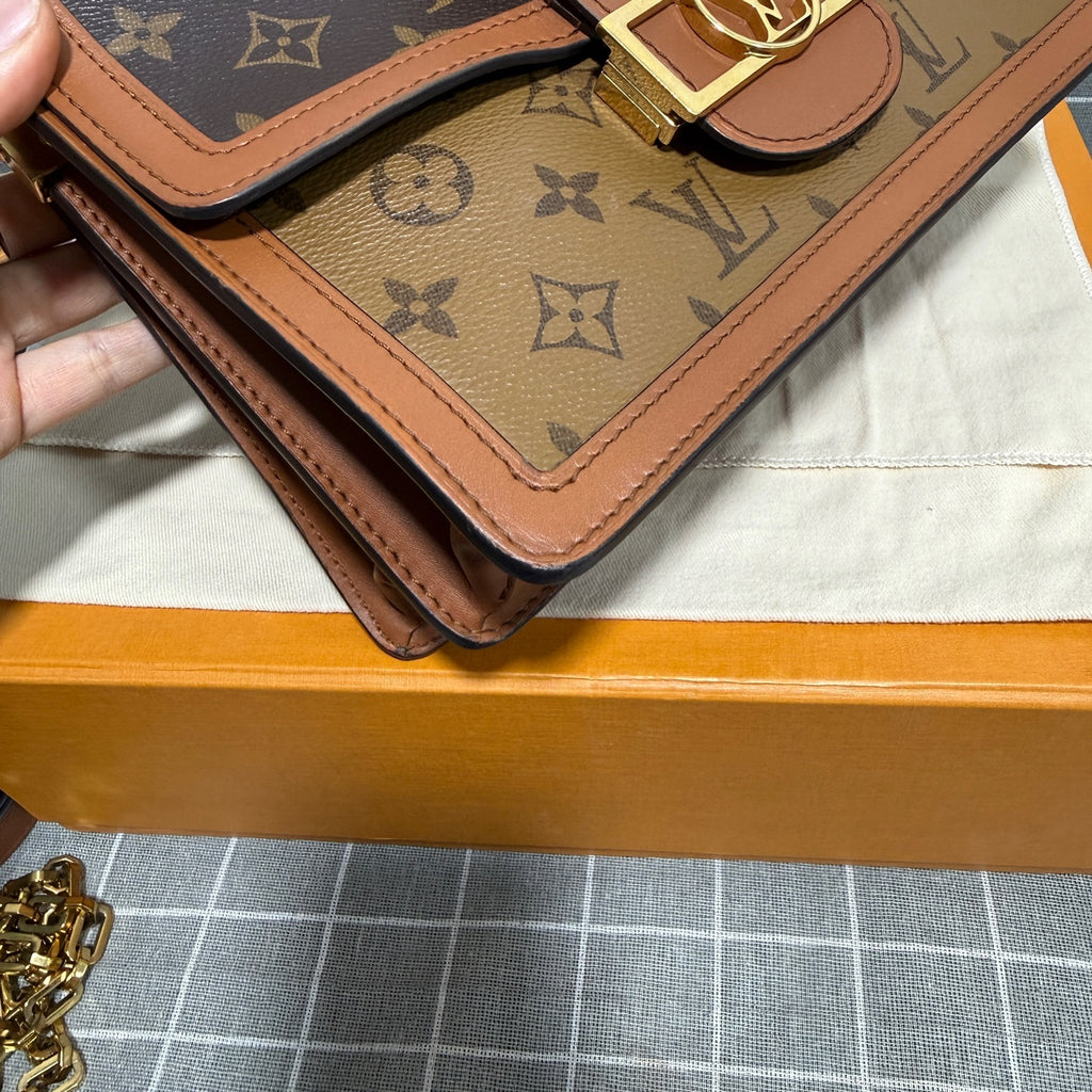 Louis Vuitton M44391
