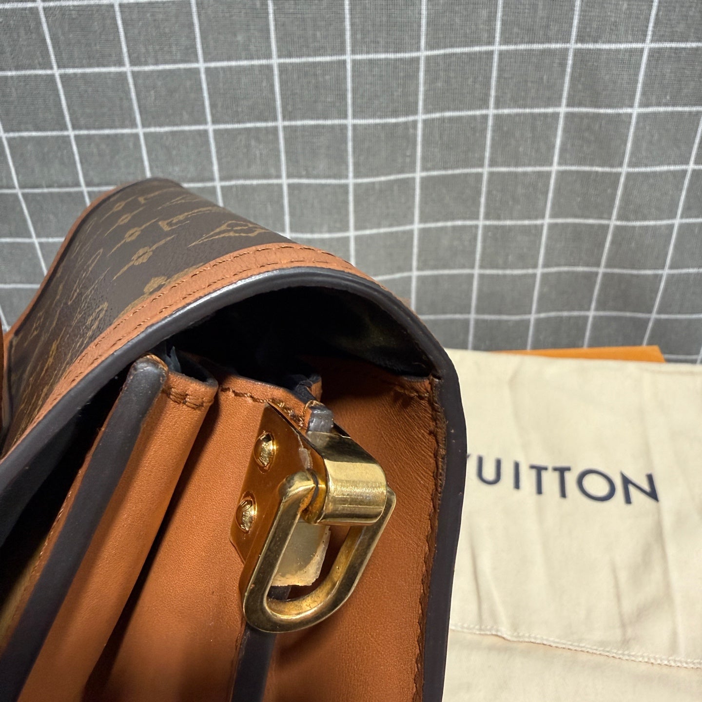 Louis Vuitton M44391