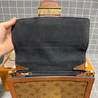 Louis Vuitton M44391