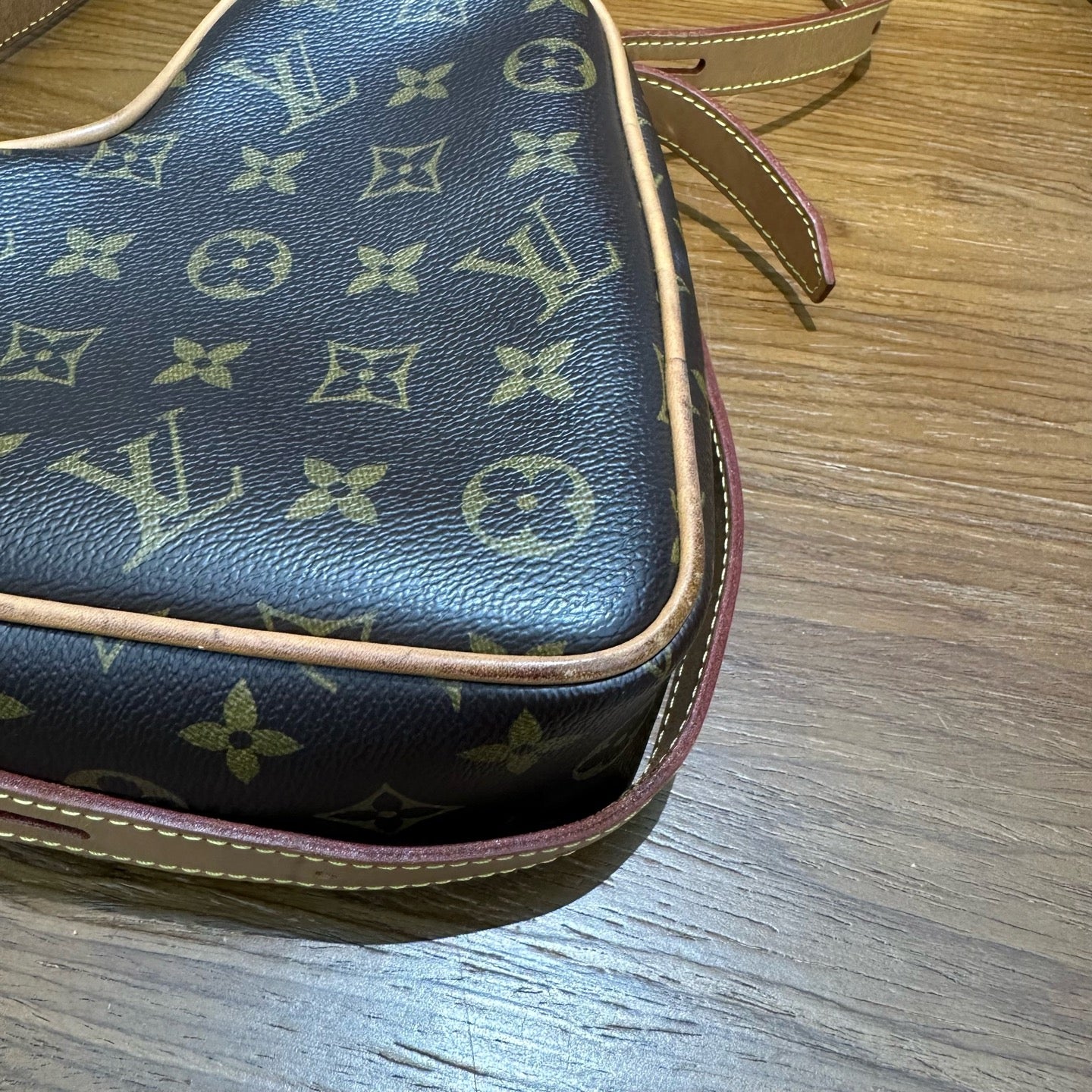 Louis Vuitton M57456