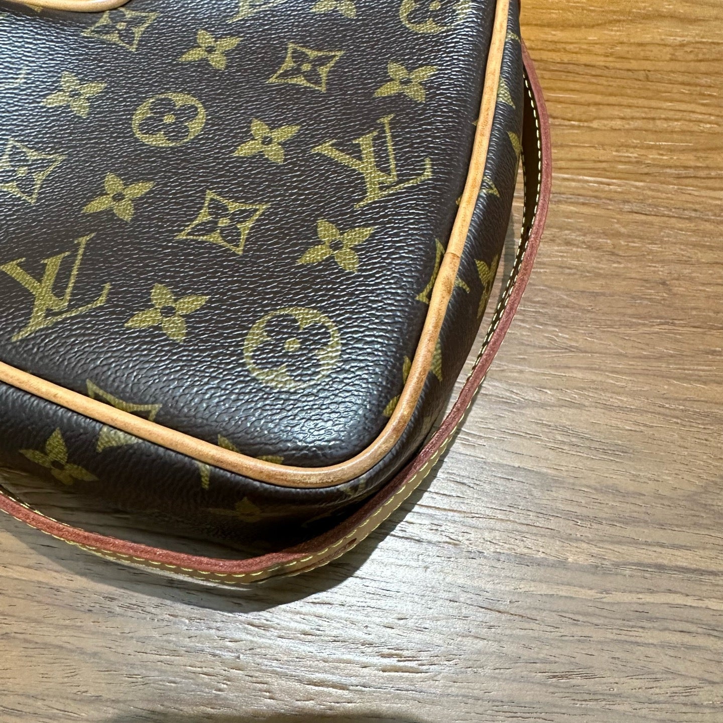 Louis Vuitton M57456