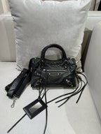 Balenciaga Black Crossbody 300295-DB5XN-1060