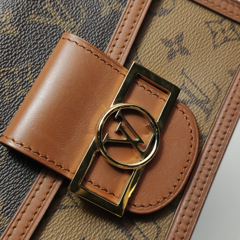 Louis Vuitton Dauphine Crossbody M45959